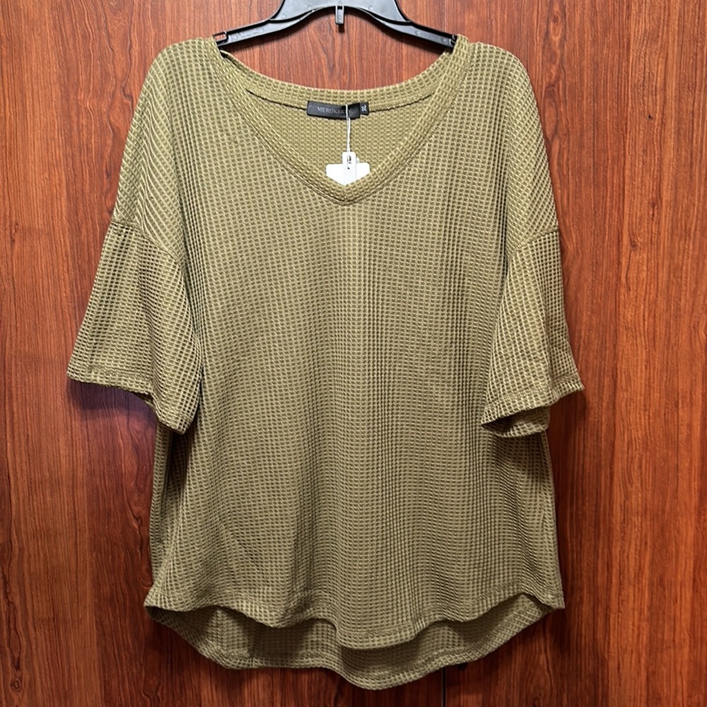 MEROKEETY, OLIVE GREEN SHORT SLEEVE TOP, Sz XL, NWT